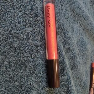 Mary Kay Shimmering Pink Lip Gloss